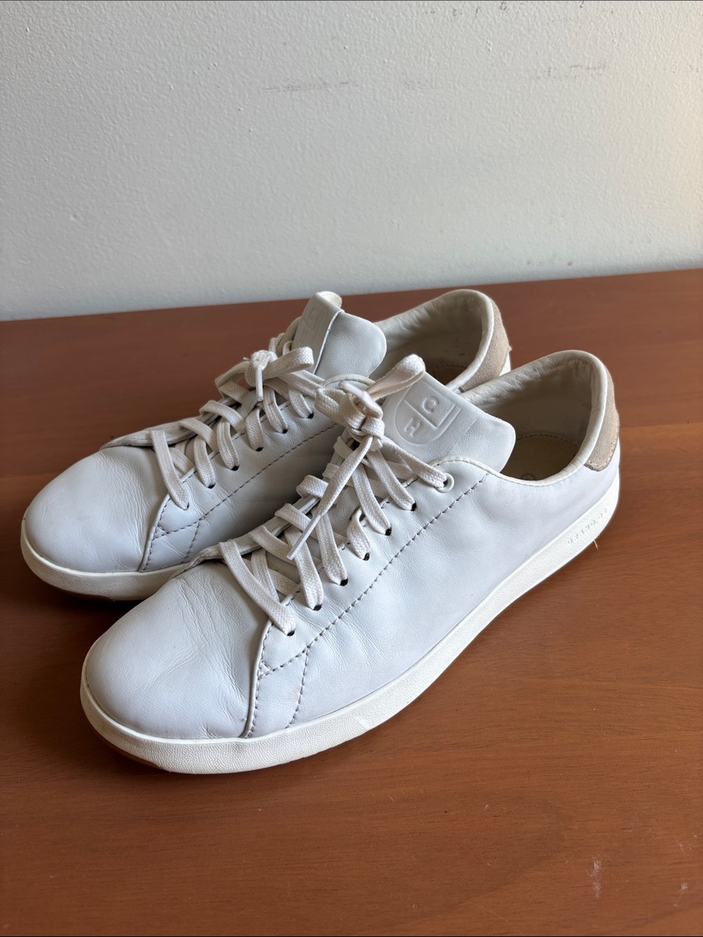 Cole Haan GrandPro White Low-Top Leather Sneakers with Tan Heel Accent size 8